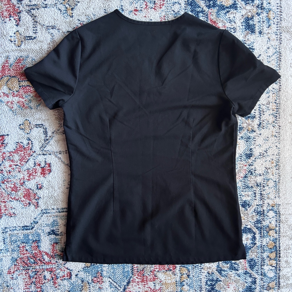 Figs scrub top - Picture 2 of 4